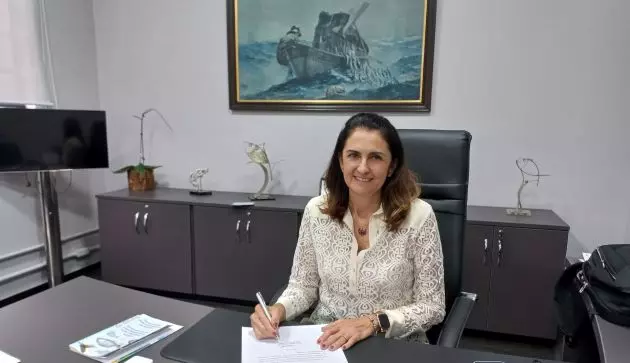 MULHERES DA AQUICULTURA – “Gosto muito de ser pesquisadora científica”, diz Cristiane R. Pinheiro Neiva, diretora do Instituto de Pesca